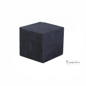 Cubo de Carbón Activado en Forma de Panal para Tratamiento de Gases Residuales y Aguas Residuales, Aditivos Impermeables para Petróleo, Alta Pureza 99.9% - Product Image 3