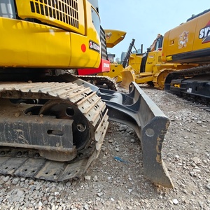 Excavatrice compacte Komatsu de haute qualité de 7 tonnes, d'occasion, à faible nombre d'heures de fonctionnement, modèle PC78US, pour travaux de construction à petite échelle - Product Image 3