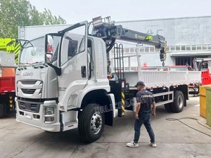Grúa <span class=keywords><strong>Articulada</strong></span> Isuzu Foton 4x2 de 5T 8T Montada en Camión para Servicios Urbanos e Instalación de Postes Eléctricos - Product Image 3