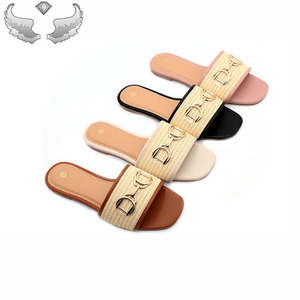 <span class=keywords><strong>Sandali</strong></span> piatti da donna all'ingrosso di alta qualità, alla <span class=keywords><strong>moda</strong></span>, da esterno, slip-on, resistenti, adatti per l'<span class=keywords><strong>estate</strong></span>, per uso quotidiano. - Product Image 1