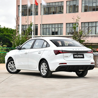 Berline d'occasion Roewe I5 2021 1.5L Essence Transmission CVT Version Standard 5 Places Conduite à Gauche Vente en Gros Exportation Mondiale