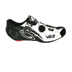 <span class=keywords><strong>Scarpe</strong></span> da <span class=keywords><strong>Ciclismo</strong></span> Professionali Personalizzate all'Ingrosso, Traspiranti in Rete di Alta Qualità per Bici da Montagna e da Corsa - Product Image 2