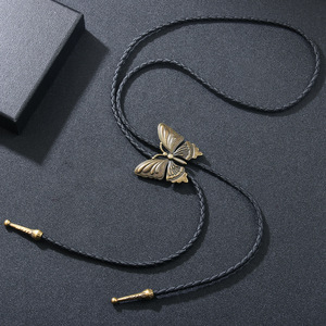 Chaîne de pull la plus vendue, collier long en cuivre en forme de papillon, style rétro, polyvalent et personnalisé - Product Image 3