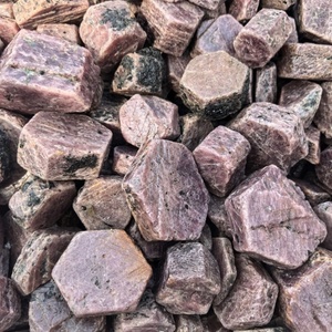 Toptan Kırmızı Turmalin Ham Taşları Altıgen Prizma Ham Mineral Örnekleri Lapidary İçin - Product Image 2