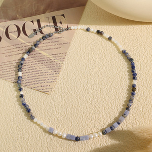 Collar de cuentas de piedra natural con forma geométrica, cadena larga de colores mezclados, joyería fina para uso diario para mujer XL303 - Product Image 3