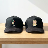 Expédition immédiate, vente en gros : Nouvelles casquettes de baseball en daim avec logo métallique personnalisé et fermeture à pression dorée, sportives, respirantes, imperméables et tendance