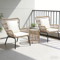 Ensemble de canapés d'extérieur modernes en acier inoxydable confortables avec table basse et table à manger, résistant aux intempéries, 2 places, pour hôtel et villa