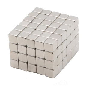 Aimants carrés personnalisés N35 N38 N45 N52 3*3*3 <span class=keywords><strong>mm</strong></span> 5*5*5 <span class=keywords><strong>mm</strong></span> Petits aimants en <span class=keywords><strong>n</strong></span>éodyme Cubes Utilisation industrielle Soudage - Product Image 2