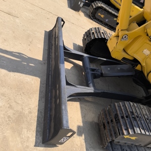Miniexcavadora Komatsu PC40MR PC40MR-2 PC40MR-3 Usada con Pocas Horas de Uso, 4 Toneladas, Excavadora Hidráulica de Orugas Original de Japón en Venta - Product Image 6
