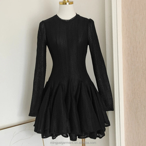 Abito da sera personalizzato in stile retrò con ricami jacquard fatti a mano e perline, ideale per feste estive e riunioni. - Product Image 3