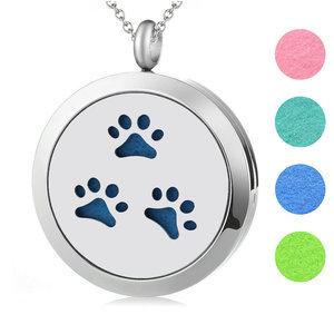 Ciondolo Aromaterapico a Forma di Impronta Animale Cartoon, <span class=keywords><strong>Magnete</strong></span> Rotondo in Acciaio Inossidabile <span class=keywords><strong>con</strong></span> Collana per Profumo e Incenso, Catene alla Moda - Product Image 4