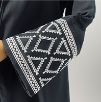Vente en gros de robe abaya élégante en crêpe brodé noire, légère, modeste et décontractée pour l'été, respirante et bon marché