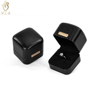Anbieter-Ringbox Umweltfreundliche Antike Premium-Ringverpackung Brauner Satin Kinder-PU Mode Graviert