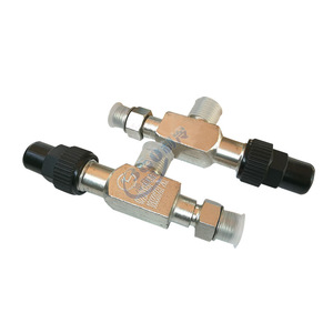 Robinet d'angle York 22W10054-100 en laiton, raccords FPT x FPT, pièces de réfrigération - Product Image 1