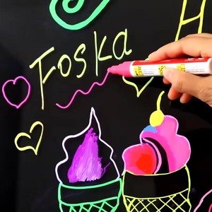 Tableau d'affichage LED lumineux pliable sur pied, effaçable, avec cadre en <span class=keywords><strong>bois</strong></span>, faible MOQ, pour menus, notes, œuvres d'art et usage créatif - Product Image 3