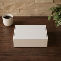 Boîtes d'expédition en carton ondulé blanc écologiques et dégradable de luxe avec options d'impression personnalisée et de gaufrage