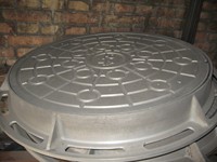 Grille de vidange de couverture de trou d'homme en fonte ductile ronde carrée de haute qualité Application industrielle