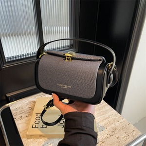 <span class=keywords><strong>Sac</strong></span> à <span class=keywords><strong>main</strong></span> bandoulière carré texturé en PU pour femme, style coréen tendance, design de niche, simple et polyvalent, idéal pour l'hiver et l'automne - Product Image 3
