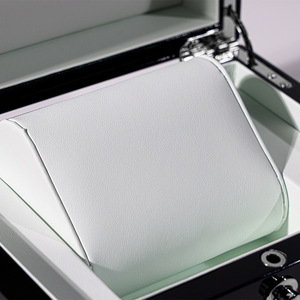 Caja de Regalo para Reloj, Cuadrada, Negra, Brillante, de Lujo, Hecha a Mano, con Logotipo Personalizado, Precio de Fabricante - Product Image 4