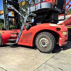 Buen apilador de contenedores vacíos China SANY SDCY80K Volvo Cummins Diesel Kalmar Hyster carretilla elevadora de contenedores vacíos a la venta - Product Image 5