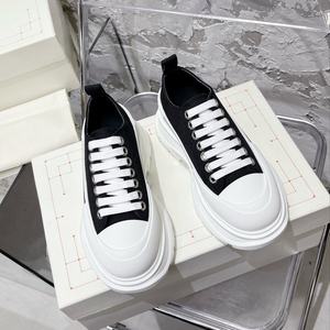 รองเท้าส้นสูงพื้นหนาแบบคลาสสิกสำหรับผู้หญิง ปี 2026 - รองเท้าผ้าใบแฟชั่นแบบสั่งทำพิเศษ รองเท้าลำลองสำหรับเดินเล่นกลางแจ้ง พร้อมคุณสมบัติลดแรงกระแทกและป้องกันกลิ่น - Product Image 3