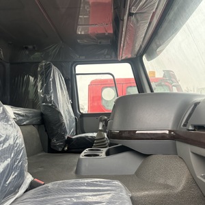 <span class=keywords><strong>Camion</strong></span> lourd Sinotruk à bas prix, 6x4 HOWO NX, <span class=keywords><strong>camion</strong></span> tracteur <span class=keywords><strong>d</strong></span>'<span class=keywords><strong>occasion</strong></span> 371 ch pour le transport transfrontalier - Product Image 6