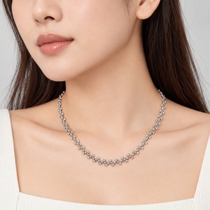 Collier à maillons en forme de nœud en acier inoxydable, chaîne sculptée à motifs répétitifs, couleur or et argent, bijou tendance - Product Image 5