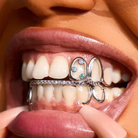 Un Juego de Dientes de Oro Irregulares con Diamantes Completos, Estilo HIPHOP, Súper Brillantes, para Hombre, para Halloween