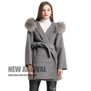 <span class=keywords><strong>Cappotto</strong></span> di lusso all'ingrosso della lana delle donne del <span class=keywords><strong>cappotto</strong></span> <span class=keywords><strong>con</strong></span> cappuccio della <span class=keywords><strong>pelliccia</strong></span> del cachemire della doppia faccia calda di inverno <span class=keywords><strong>con</strong></span> il collo di <span class=keywords><strong>pelliccia</strong></span> della volpe - Product Image 1