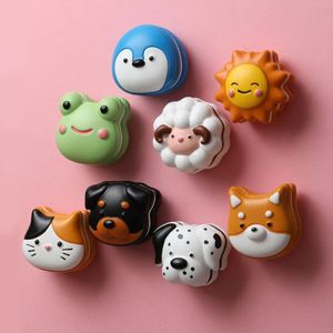 Aimants de réfrigérateur en forme d'animaux de dessin animé, macarons, décoration de réfrigérateur, autocollants magnétiques en résine 3D, chat et chien - Product Image 3