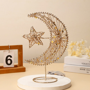Ramadan Eid decorazione <span class=keywords><strong>islamica</strong></span> in metallo <span class=keywords><strong>mezzaluna</strong></span> e stella luce LED lampada decorativa da tavolo per la casa - Product Image 2
