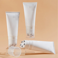 Tubes souples en plastique PE personnalisés de 150 ml et 200 ml avec 5 billes de massage en acier inoxydable pour crème de soin multi-usages