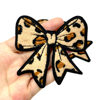 Patch en chenille léopard, broderie cœur, étoile, nœud, éclair, applique imprimée guépard, thermocollant pour veste western, décoration DIY