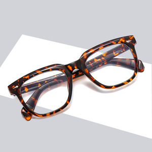 Gafas ópticas unisex con montura completa negra y lentes transparentes, tamaño mediano, anti luz azul, para uso diario. - Product Image 2
