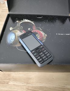 Teléfono <span class=keywords><strong>Celular</strong></span> <span class=keywords><strong>5310</strong></span> Xpress Music para Personas Mayores, Clásico GSM con Sistema Operativo Symbian, Pantalla TFT, Cámara de 2MP, Batería de 500-999mAh, Pantalla a Color de 1.77 Pulgadas, Usado - Product Image 5