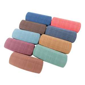 Xiongda DXF đen kính mát & cảnh tượng vỏ cứng trường hợp với PU da biểu tượng tùy chỉnh phong cách đơn giản in mô hình kính lưu trữ - Product Image 1