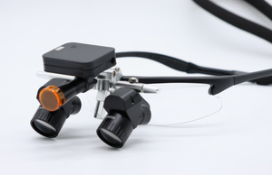 แว่นขยายสำหรับผ่าตัดทางทันตกรรม Loup Dental กำลังขยาย 5 เท่า พร้อมไฟ LED 5W - Product Image 4
