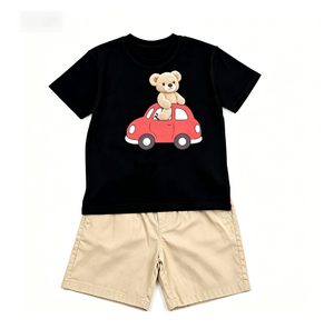 เสื้อยืดแขนสั้นผู้ชายสีดำ ลายหมีการ์ตูน ผ้าคอตตอนเจอร์ซีย์ลำลอง มีกระเป๋า - Product Image 1
