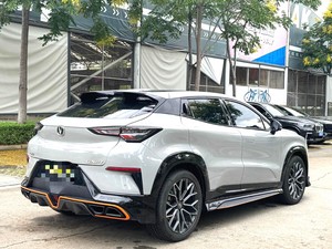 Changan UNI-T 1.5T Turbo Sport <span class=keywords><strong>Premium</strong></span> <span class=keywords><strong>Auto</strong></span> 2022 |   5 porte, 5 posti, guida a sinistra |   Pelle Scura R18 |   SUV Compatto con Tetto Panoramico Disponibile in Stock - Product Image 4