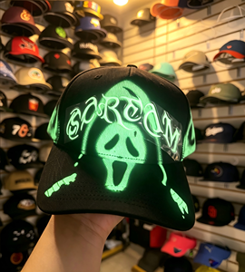 2 en Stock 2026 Venta al por mayor G5 Gorras Snapback Personalizadas de 5 Paneles de Gamuza con Visera Ancha, Gorras Beard, Gorras Barbas, Gorras X Ct, Originales Doradas - Product Image 1