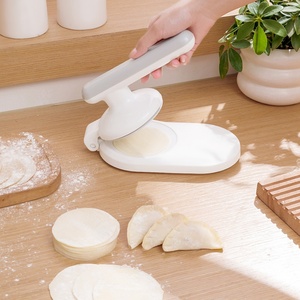 Kitchen Gadgets DIY Tool Portable Dumplings Maker Machine Manual Dumpling Wrapper Press Molds <b>Set</b> - Product Image 3