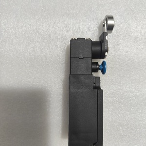 ลิมิตสวิตช์ฮันนี่เวลล์ รุ่น ZLDA06A1B-R แบบ SPDT ขั้วต่อแบบสกรู IP20 ตัวเรือนโลหะ - Product Image 4