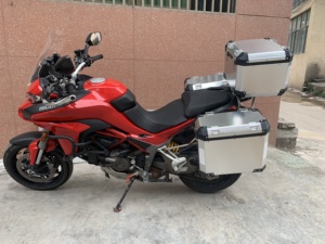 Venta al por mayor 45X27X42 L de aluminio en plata de la motocicleta caja de lado para Ducati multistrada 950 de 1200 - Product Image 2