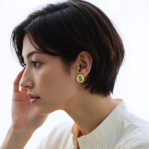 Pendientes geométricos redondos con baño de oro de 18k y engaste de titanio para mujer, elegantes y a la moda. - Product Image 3