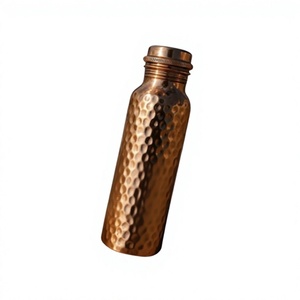 Botella de Agua de Cobre Premium con Tapa de Rosca, Botella Reutilizable para Almacenamiento de Agua Ayurvédica - Product Image 1