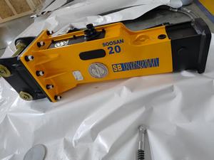 Martillo Hidráulico SB20 Tipo Caja Silencioso para Miniexcavadoras y Minicargadoras Bobcat de 1.2-3 Toneladas para Obras de Demolición - Product Image 6