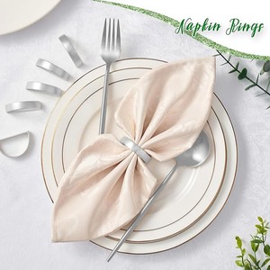 Anillo de servilleta de metal hecho a mano de la mejor calidad para decoración de mesas en hoteles, restaurantes, bodas y fiestas, disponible para la venta. - Product Image 4
