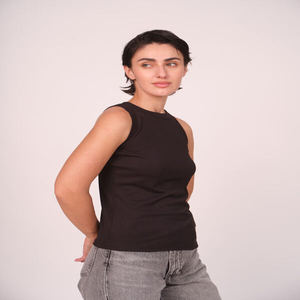 Camiseta sin mangas informal para mujer, camiseta clásica sin mangas, suave y transpirable, para uso diario, Top básico de verano, ropa cómoda y elegante - Product Image 5