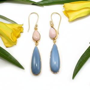 ต่างหูห้อยชุบทอง22K สำหรับผู้หญิงหินโอปอลสีชมพูสีฟ้าธรรมชาติดีไซน์โบราณต่างหูทองเหลืองสำหรับผู้หญิงขายส่ง - Product Image 1