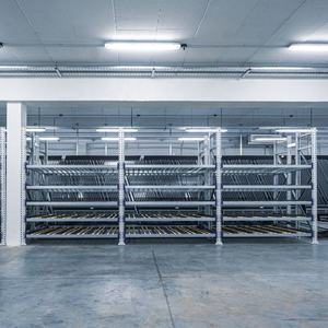 Estante de flujo de cartón de acero Protección contra la corrosión Estantes de almacenamiento de almacén Estantes apilables Características de estantes Función de flujo - Product Image 6